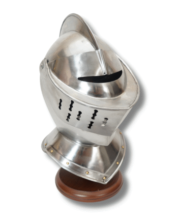 CLOSED EUROPEAN HELMET